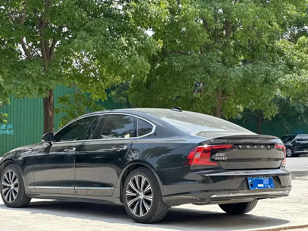 Volvo S90 — фото 6