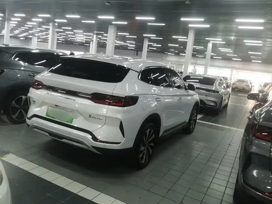 BYD PLUS New Energy — фото 7