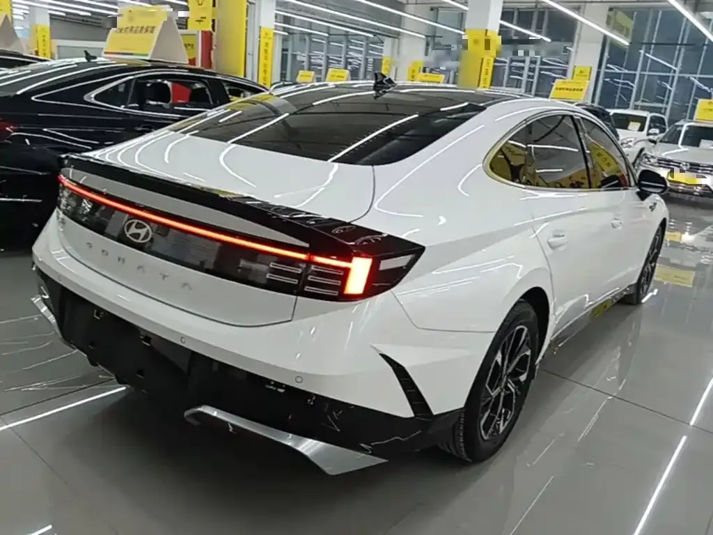 Hyundai Sonata 2025 из CN, фото 8