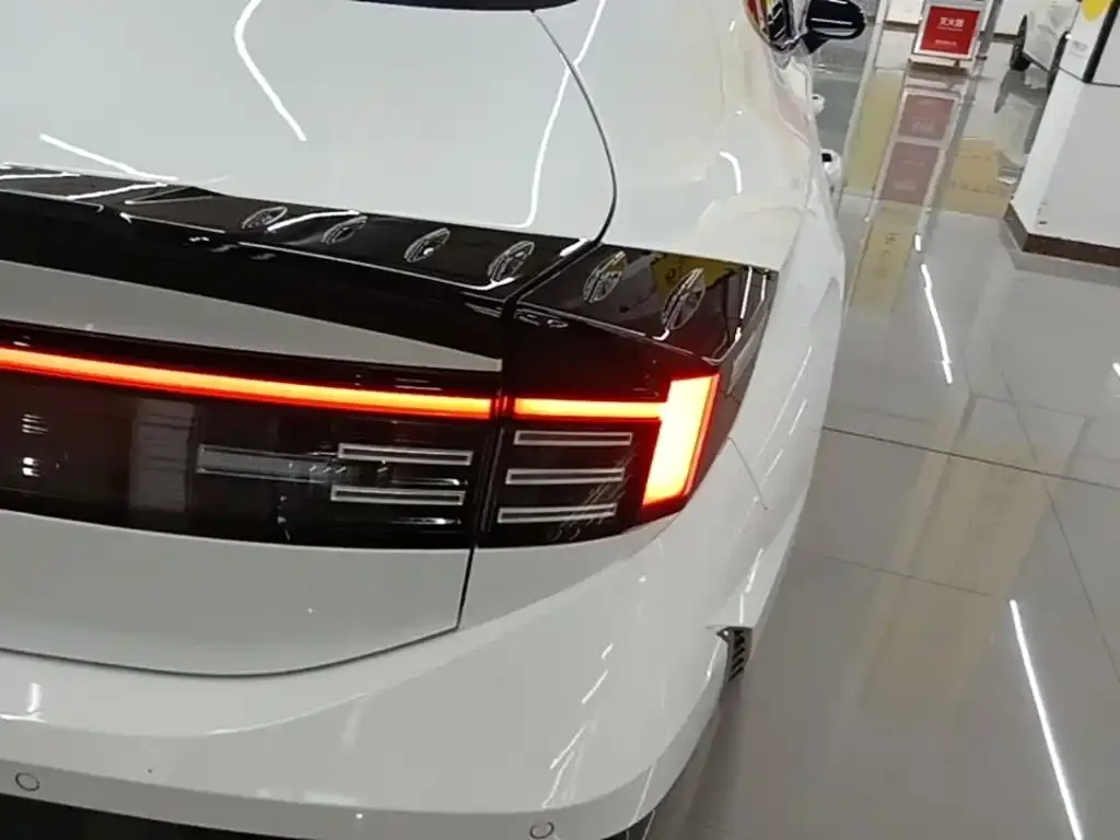 Hyundai Sonata 2025 из CN, фото 3