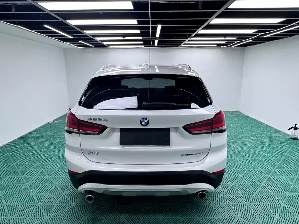 BMW X1 — фото 4