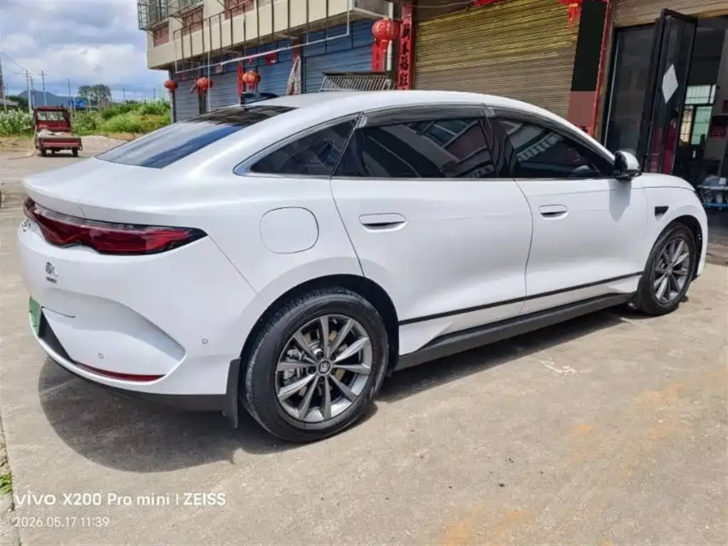 BYD Qin L — фото 4