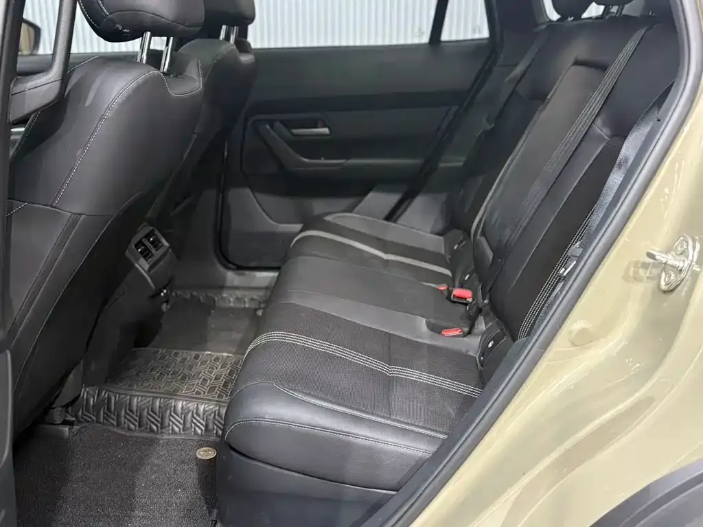 Mazda CX-50 2023 из CN, фото 4