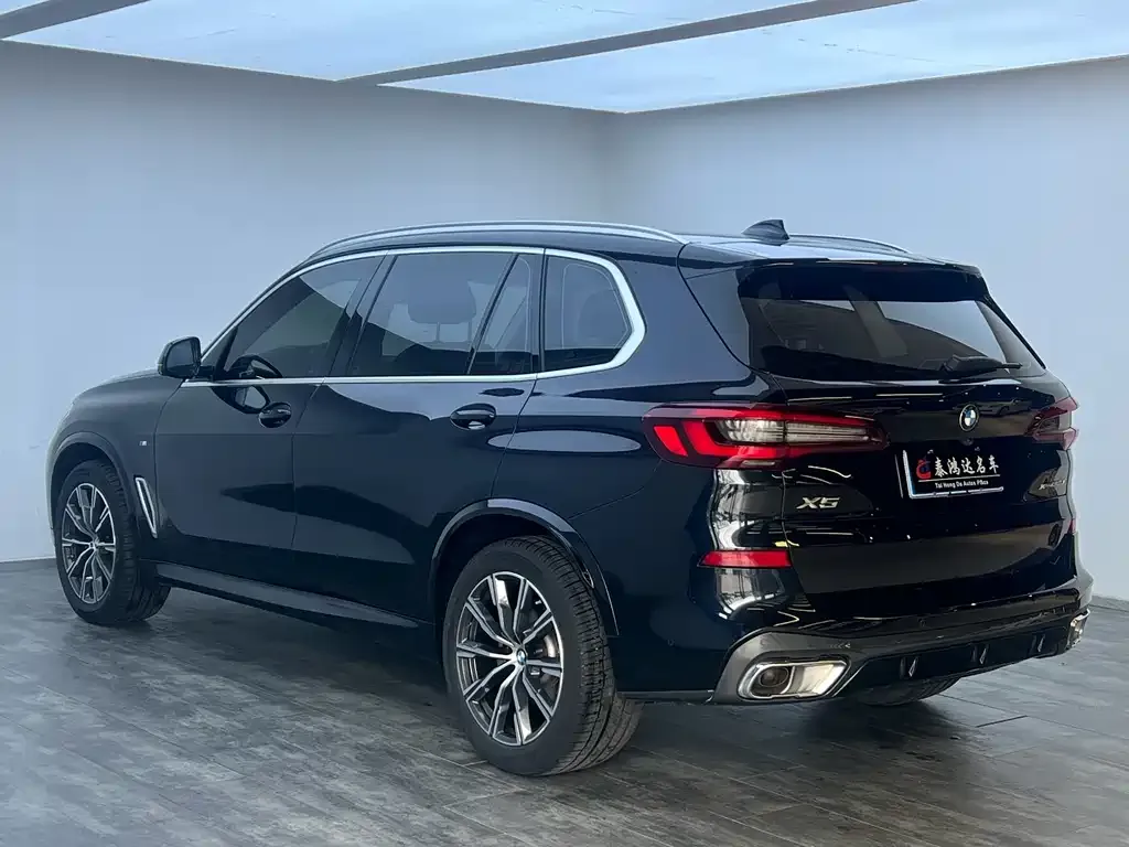 BMW X5 (Import) — фото 5