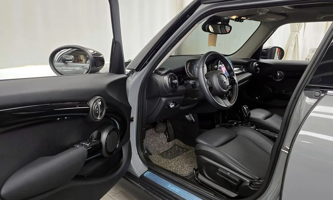Mini Cooper 2022 из KR, фото 9