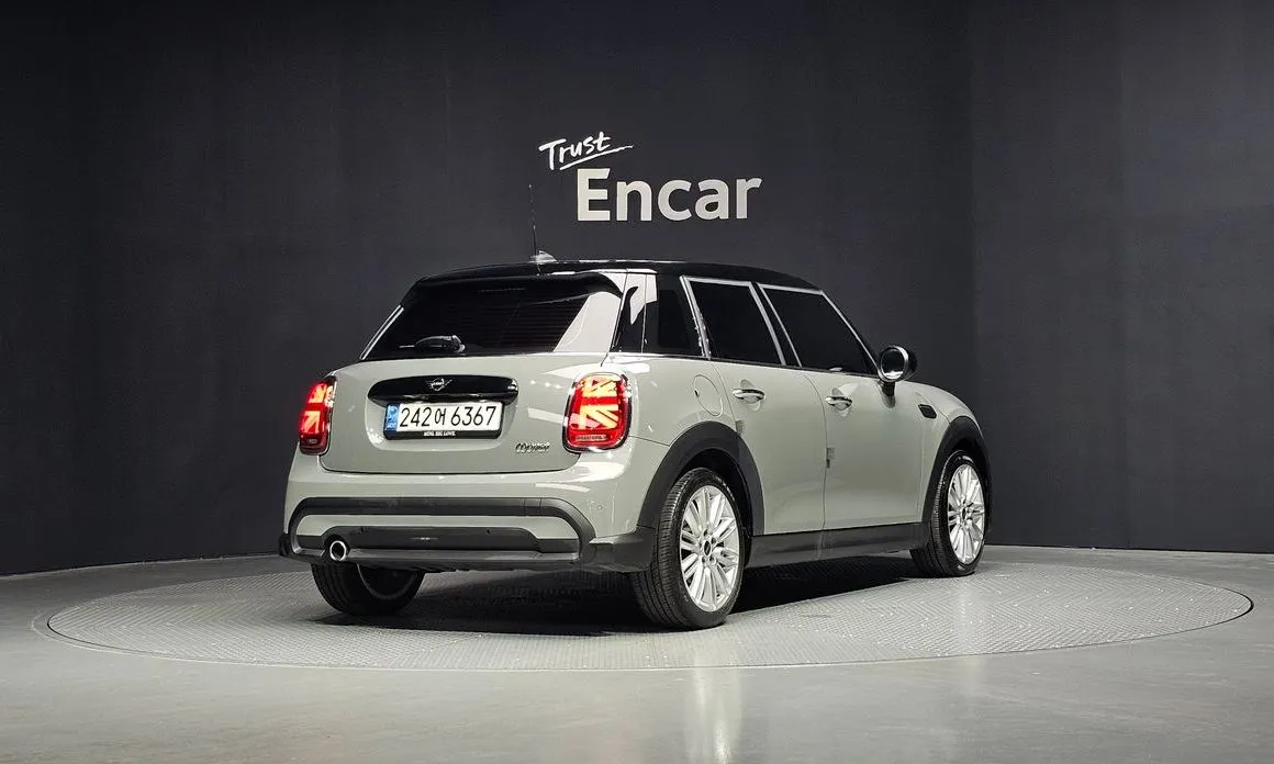 Mini Cooper 2022 из KR, фото 2