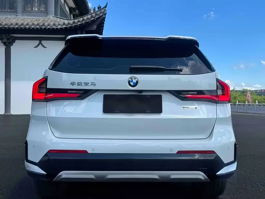 BMW X1 — фото 6