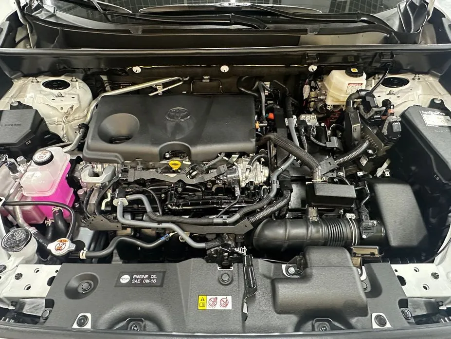 Toyota RAV4 — фото 4