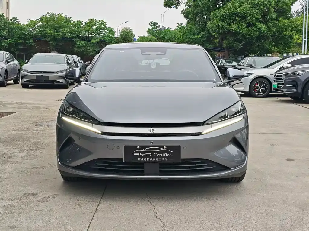 BYD Qin L — фото 9