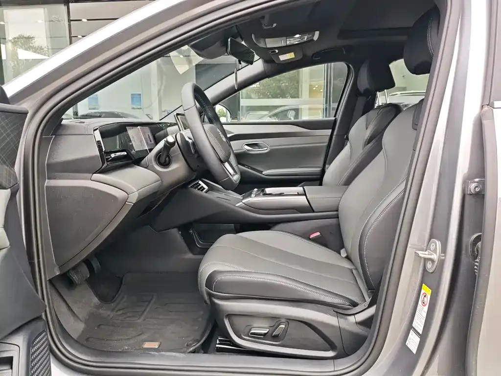 BYD Qin L — фото 3