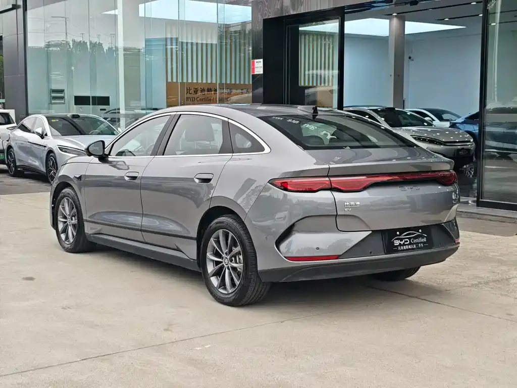 BYD Qin L — фото 7