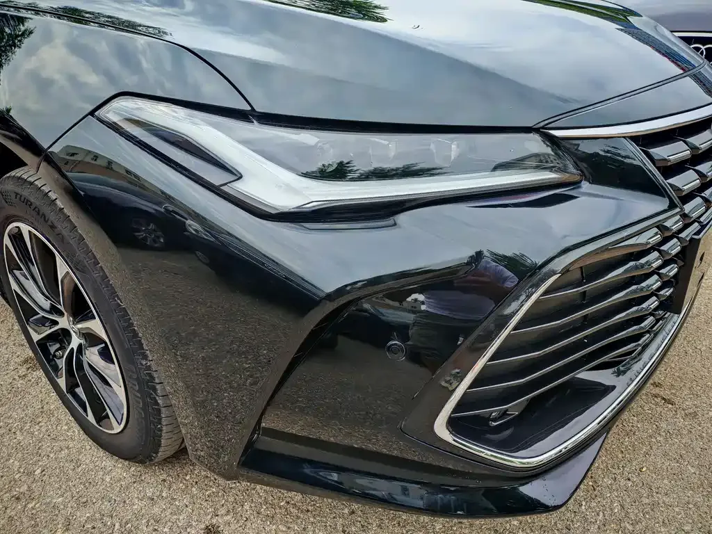 Toyota Avalon — фото 9