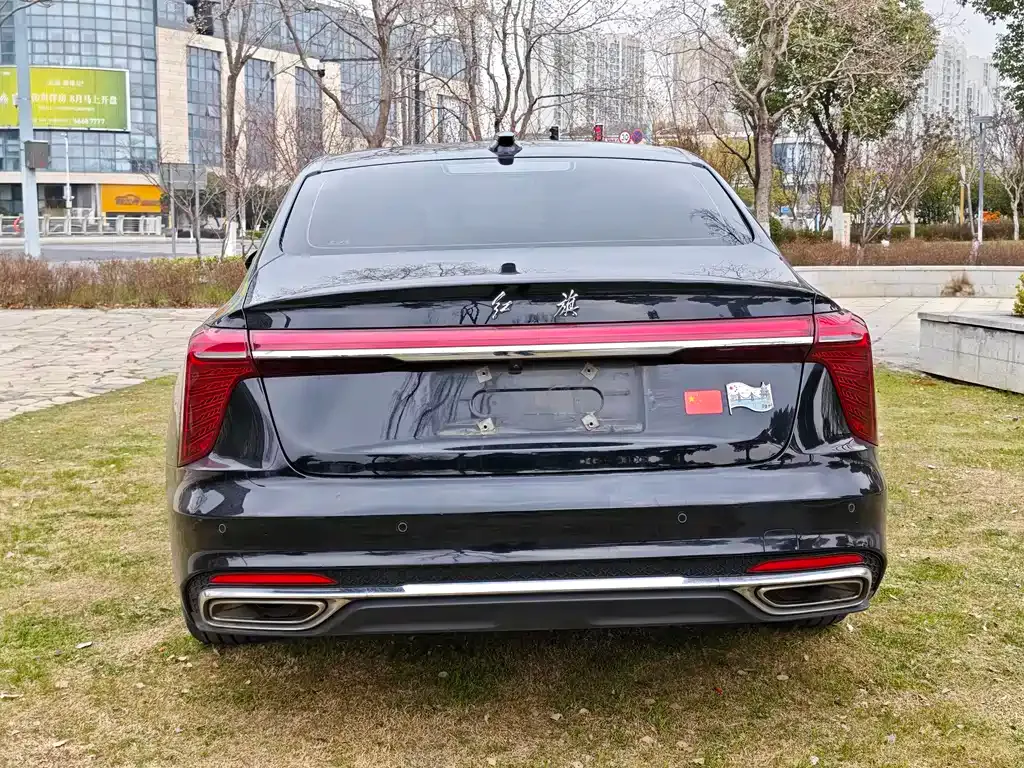 Hongqi H5 — фото 10