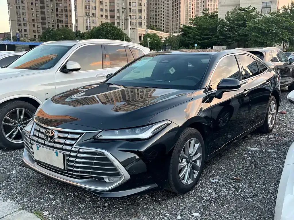 Toyota Avalon — фото 10