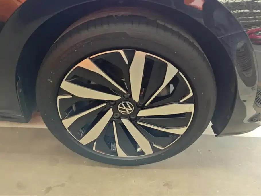 Volkswagen Passat — фото 2