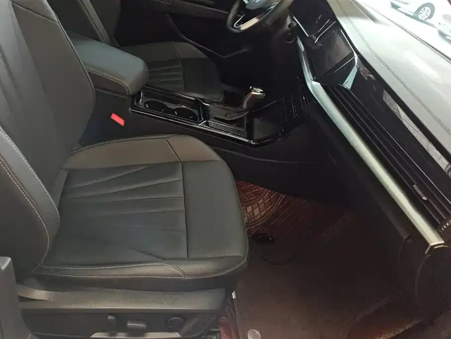 Volkswagen Passat — фото 5