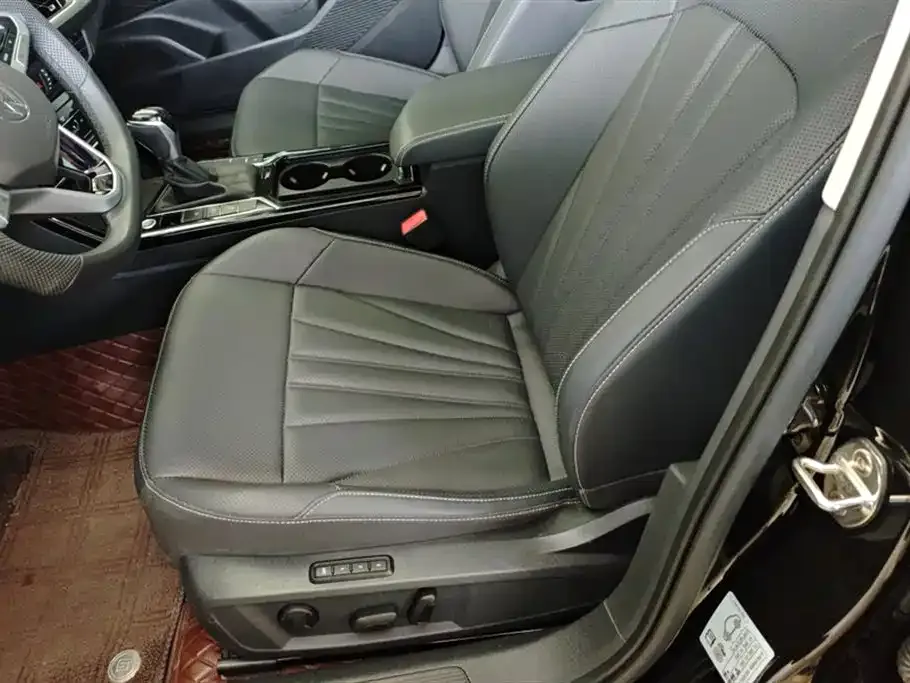 Volkswagen Passat — фото 7