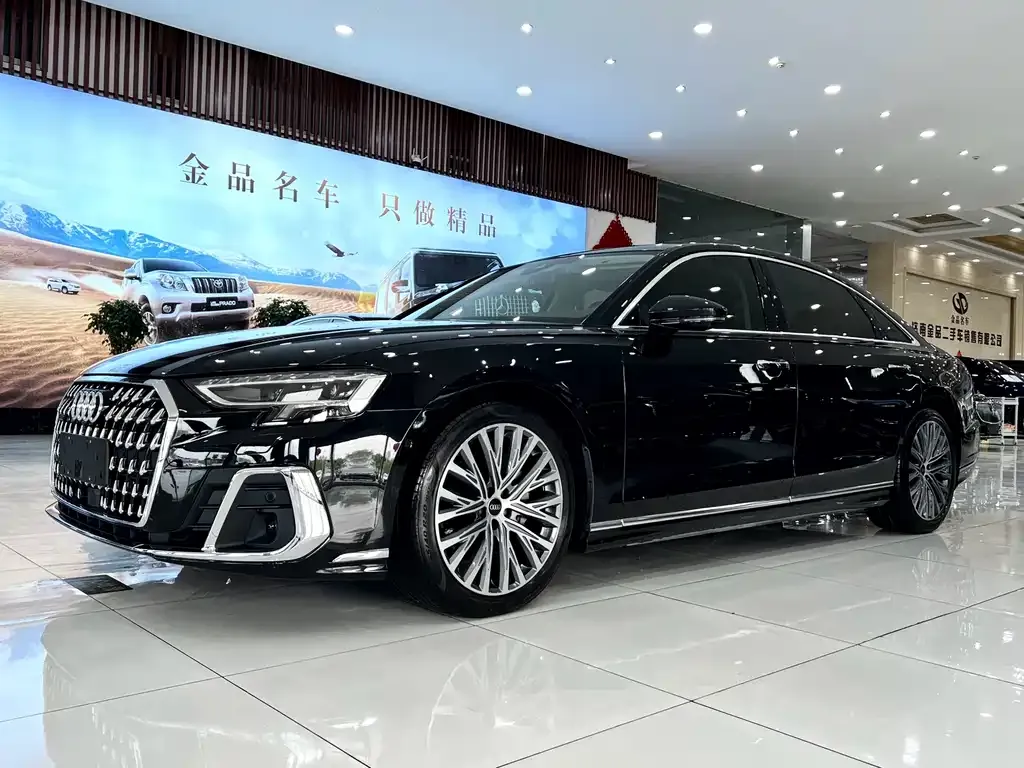 Audi A8 — фото 6