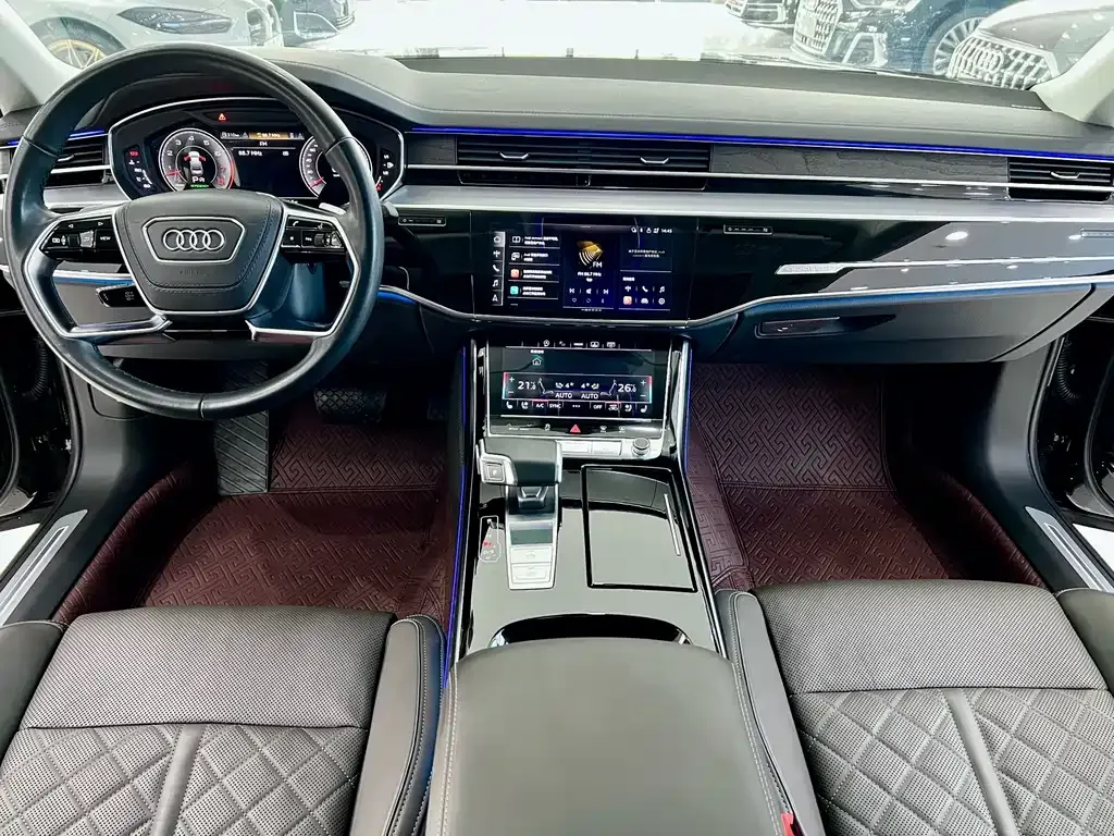 Audi A8 — фото 7
