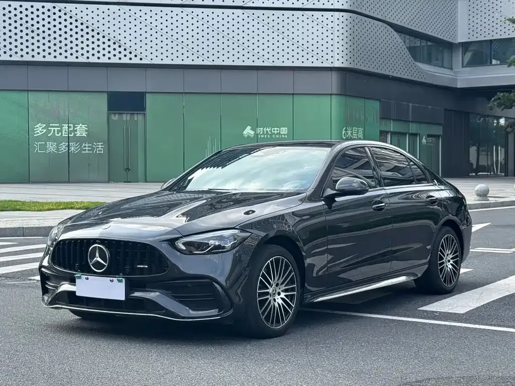 Mercedes-Benz C-Class — фото 1