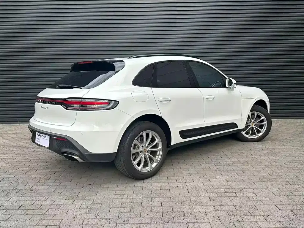 Porsche Macan — фото 9