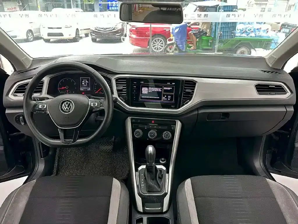 Volkswagen T-Roc 2021 из CN, фото 7