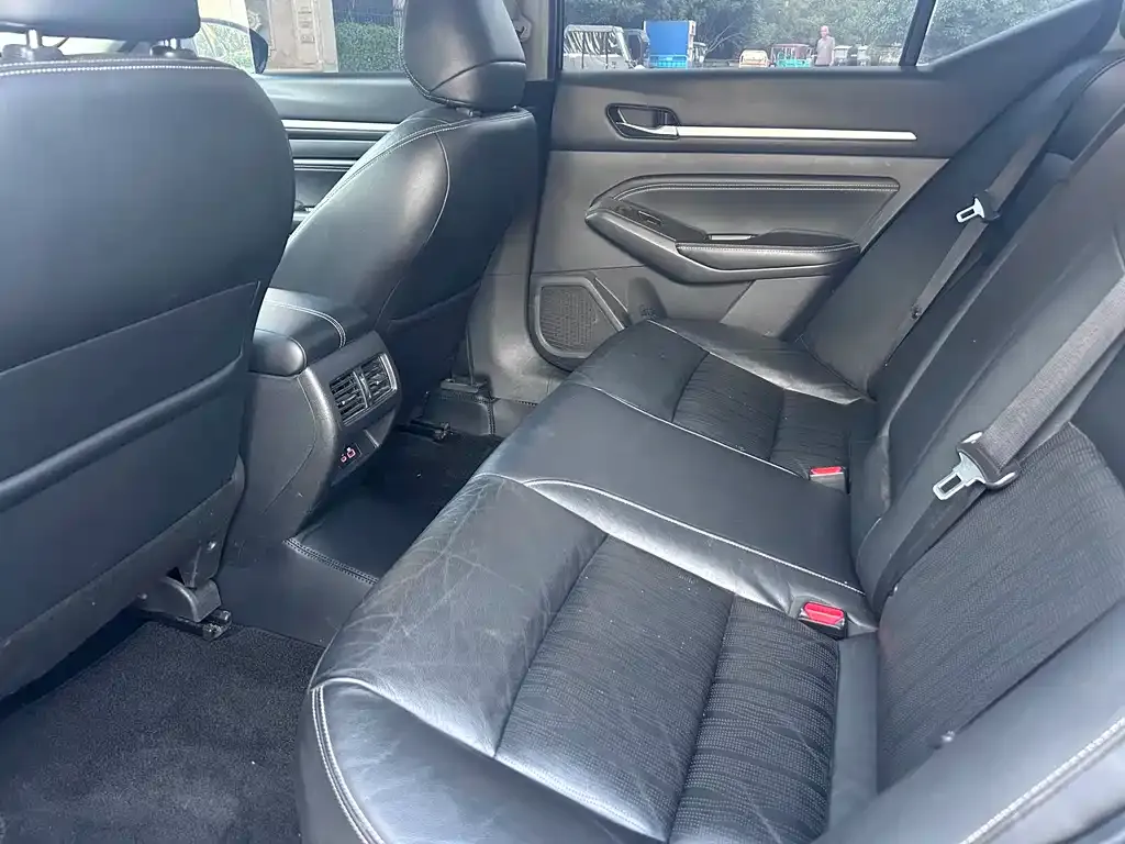 Nissan Teana 2022 из CN, фото 4