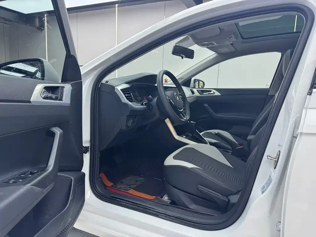 Volkswagen Polo 2022 из CN, фото 6