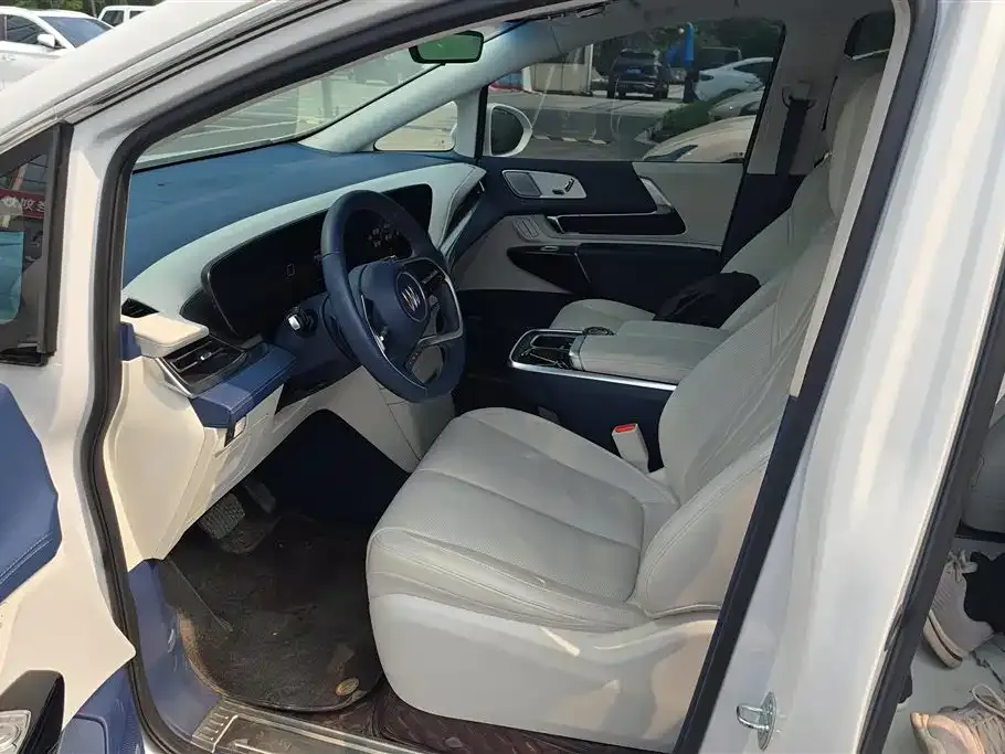 Buick Century 2023 из CN, фото 7