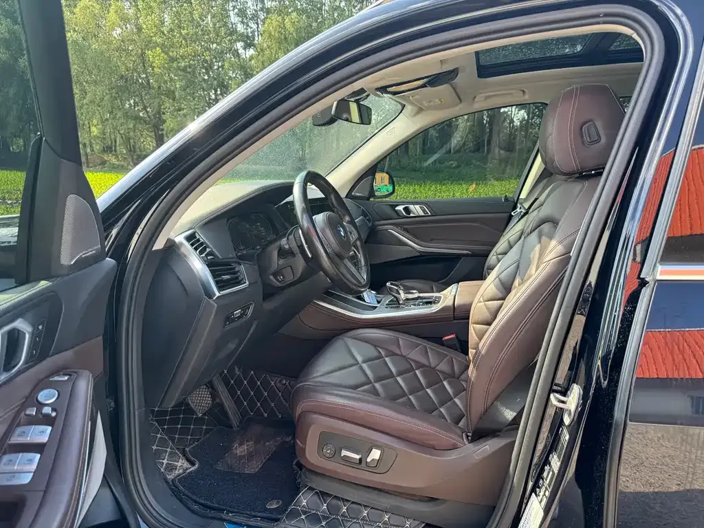 BMW X5 2022 из CN, фото 2