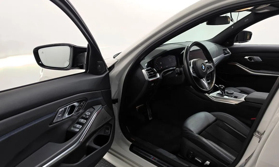 BMW 3-Series 2021 из KR, фото 8