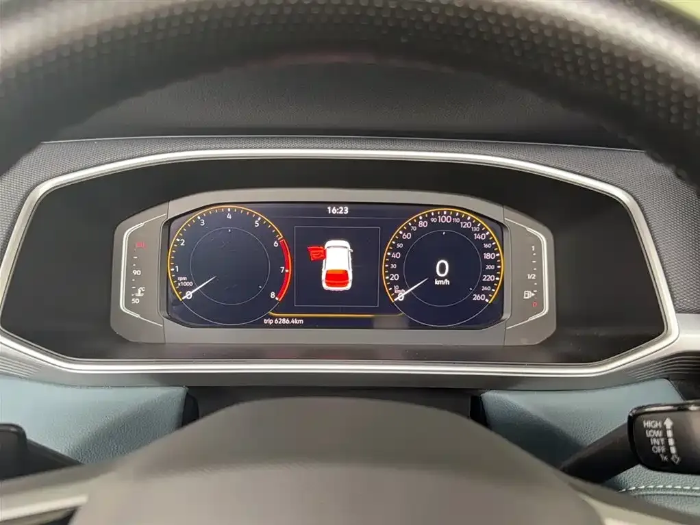 Volkswagen Tharu — фото 4