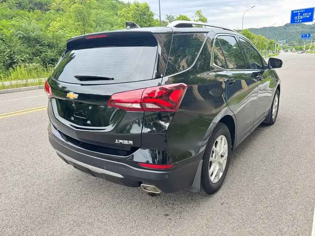 Chevrolet Equinox 2022 из CN, фото 6