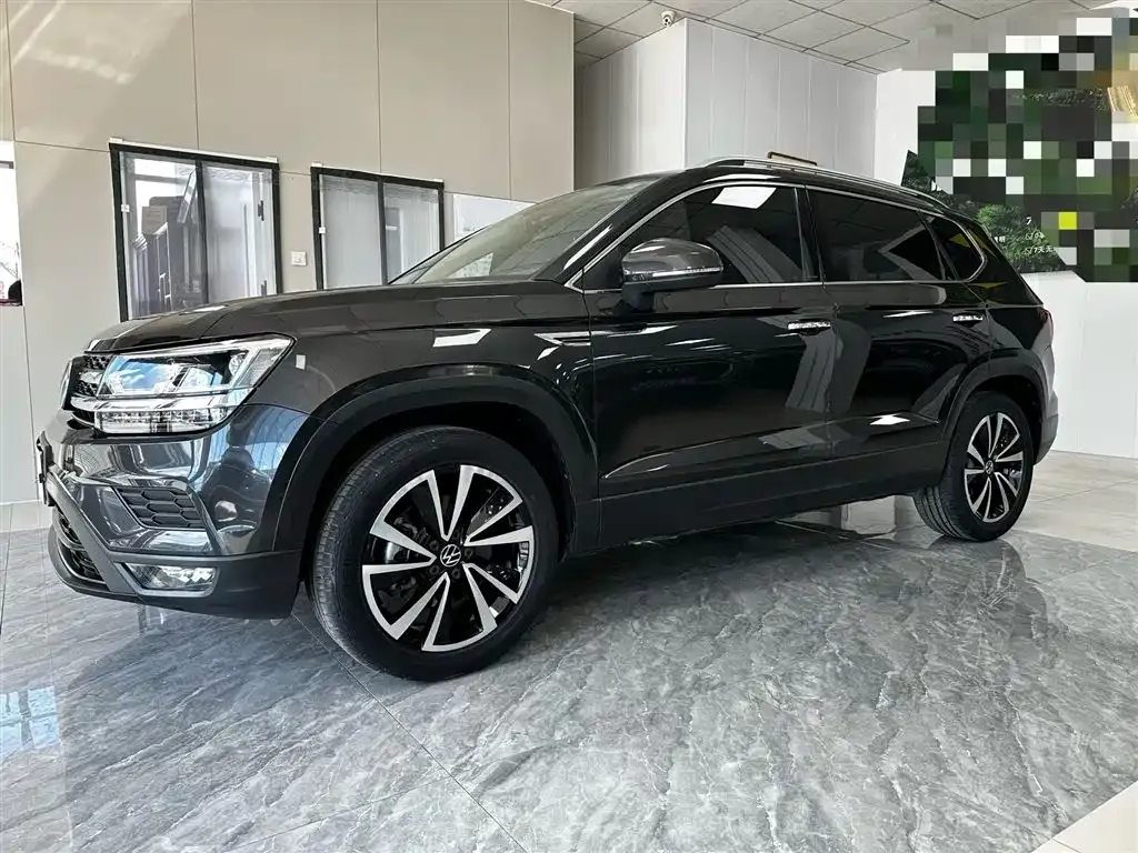Volkswagen Tharu — фото 8