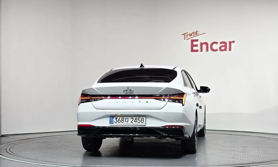 Hyundai AVANTE — фото 2