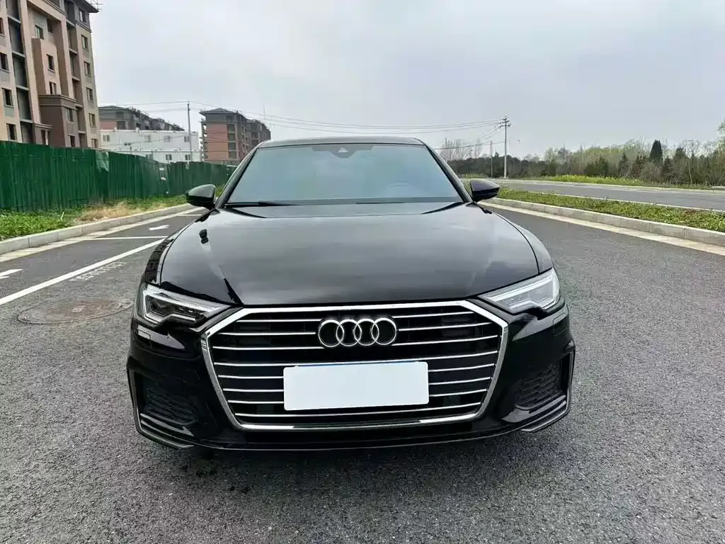 Audi A6L — фото 5