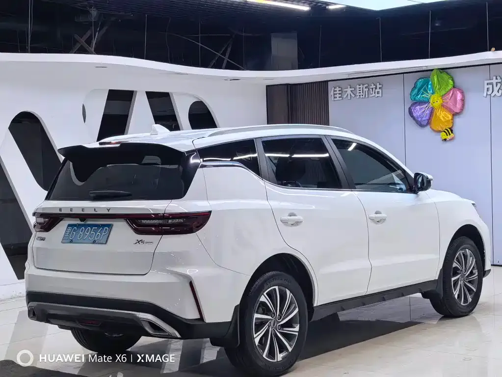 Geely Vision X6 — фото 4