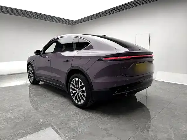 NIO EC6 — фото 9
