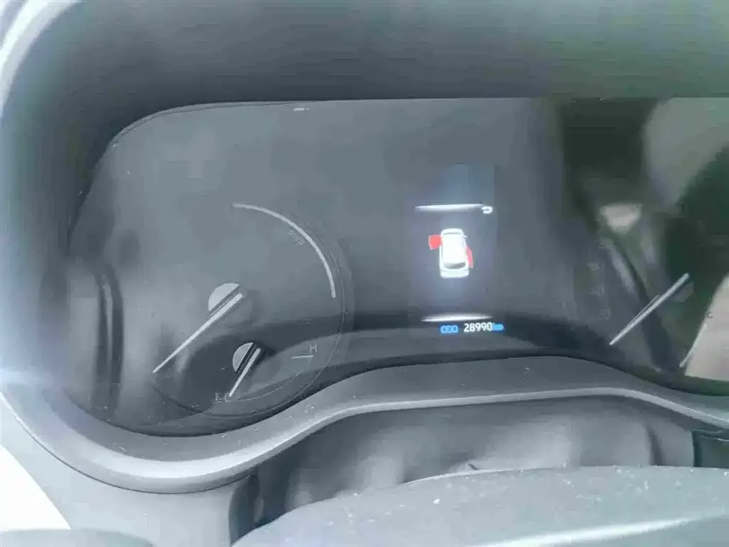 Toyota Granvia — фото 4