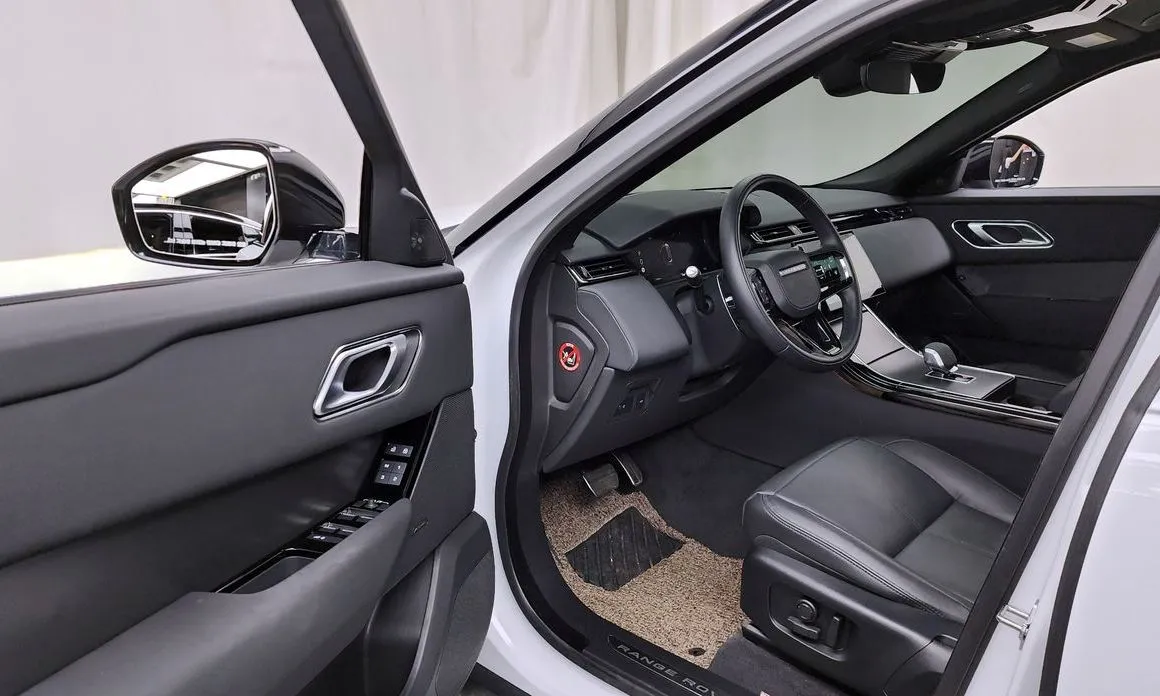 Land Rover Range Rover Velar 2025 из KR, фото 10