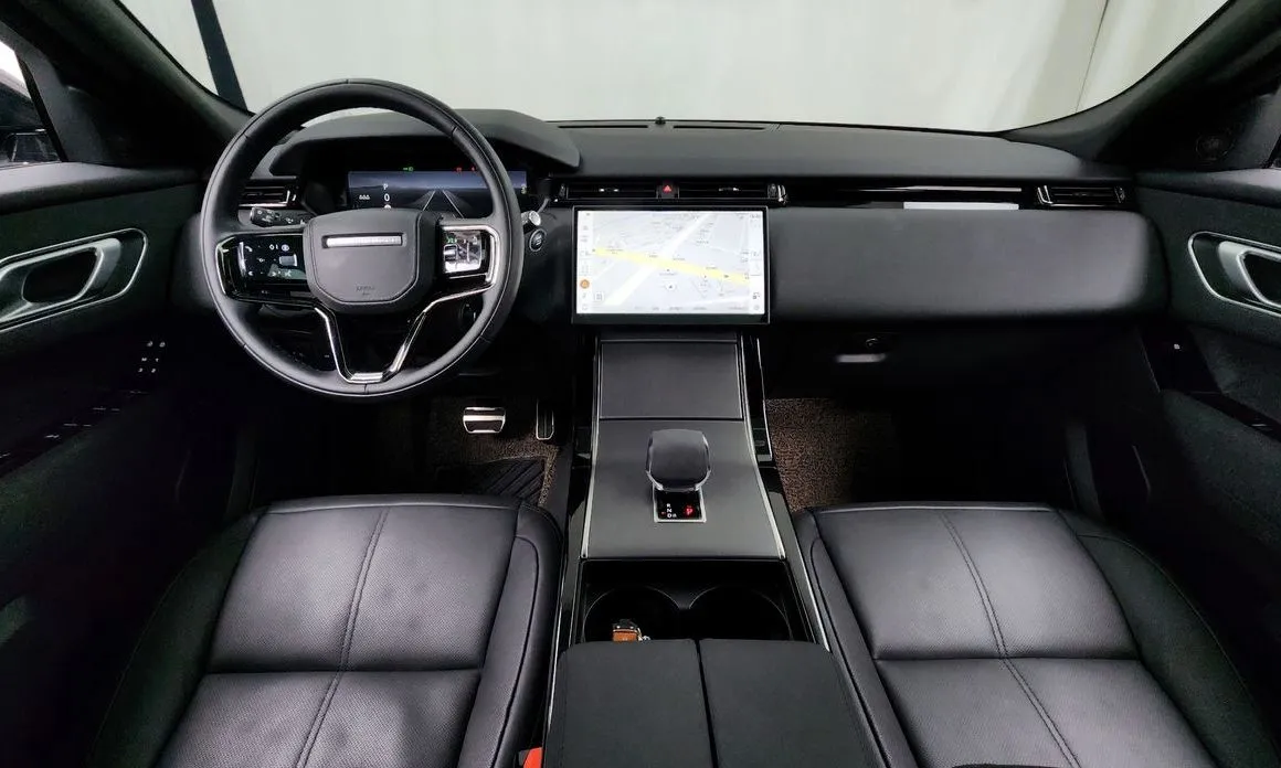 Land Rover Range Rover Velar 2025 из KR, фото 8