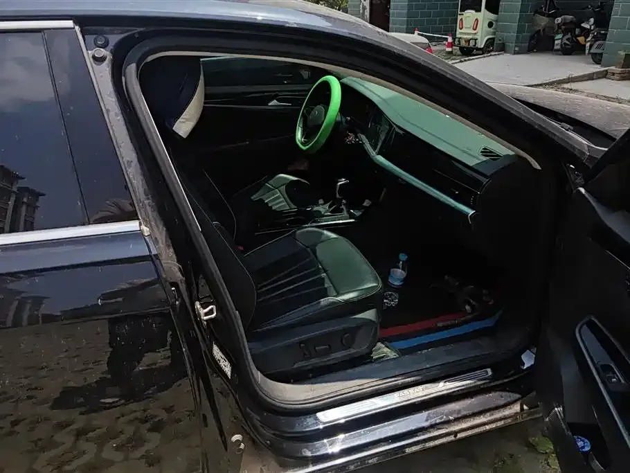 Volkswagen Passat — фото 3