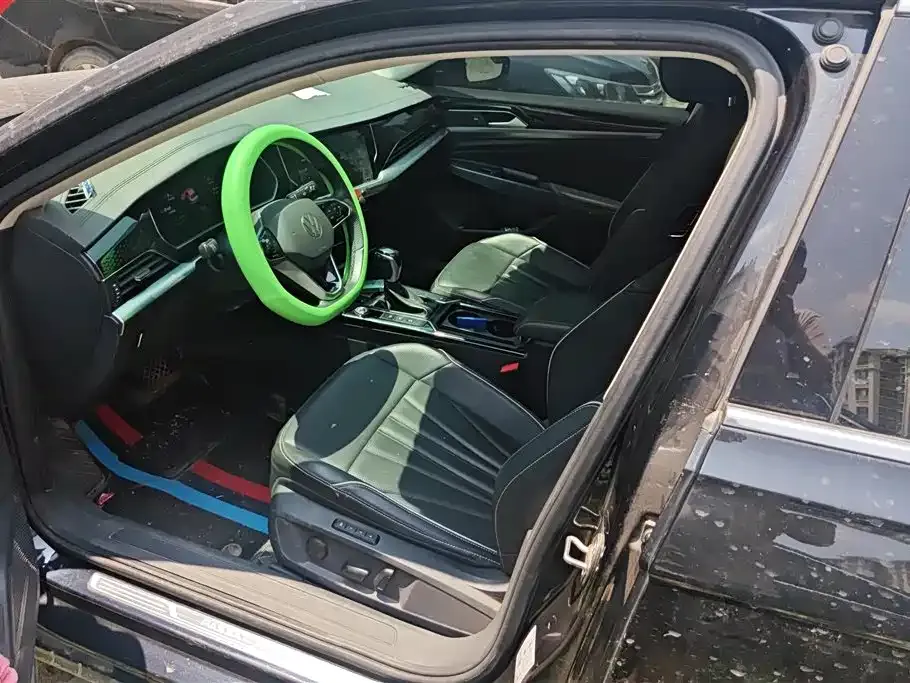 Volkswagen Passat — фото 5