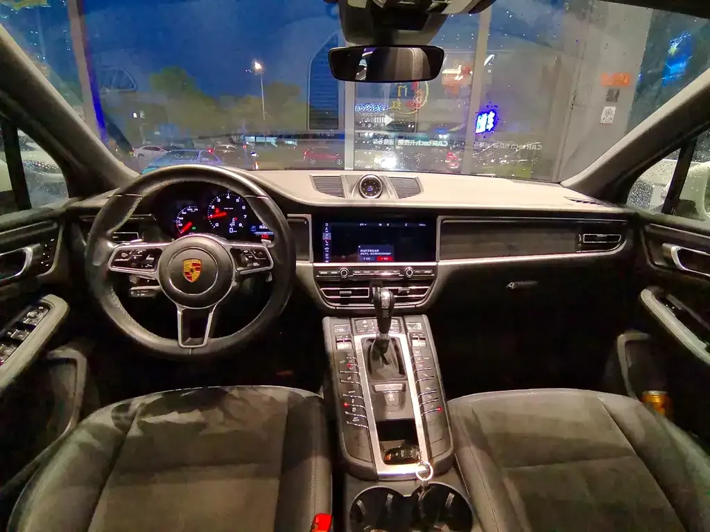 Porsche Macan 2021 из CN, фото 5