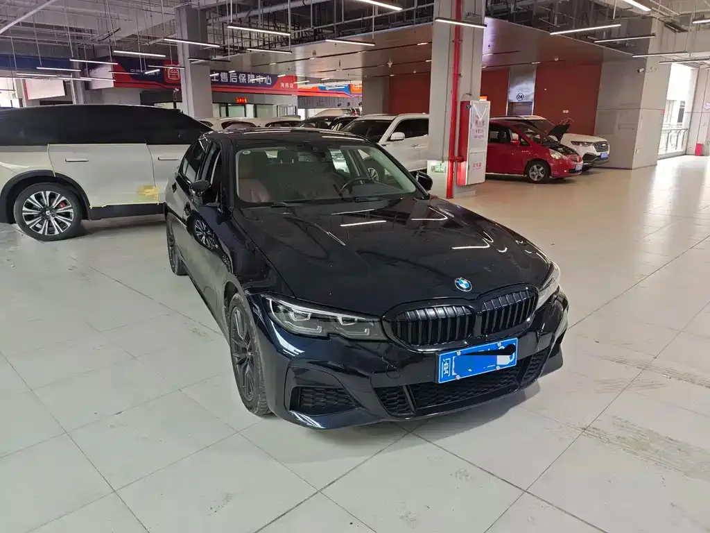 BMW 3 Series 2022 из CN, фото 5