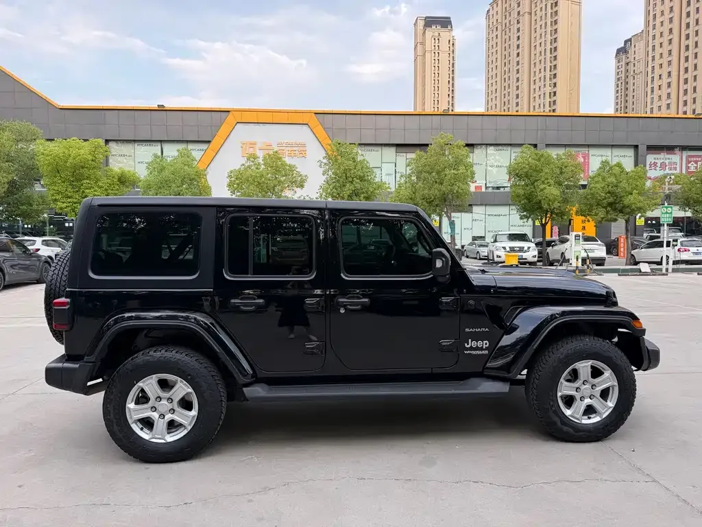 Jeep Wrangler 2021 из CN, фото 6