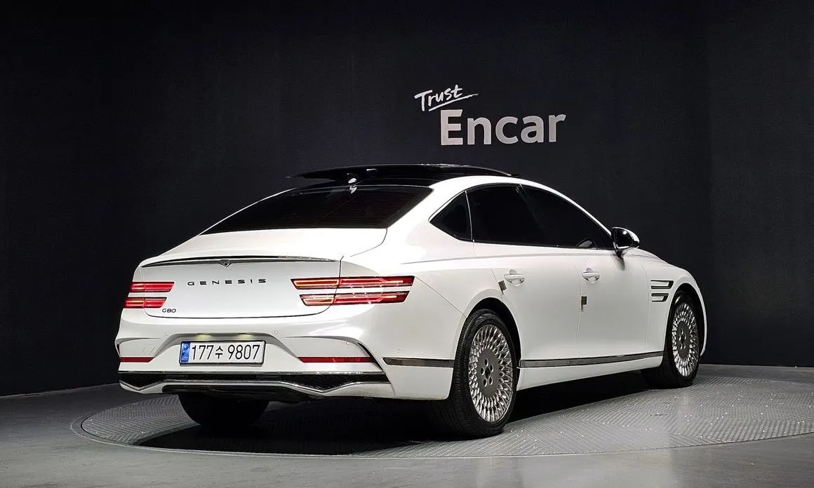 Genesis G80 — фото 2