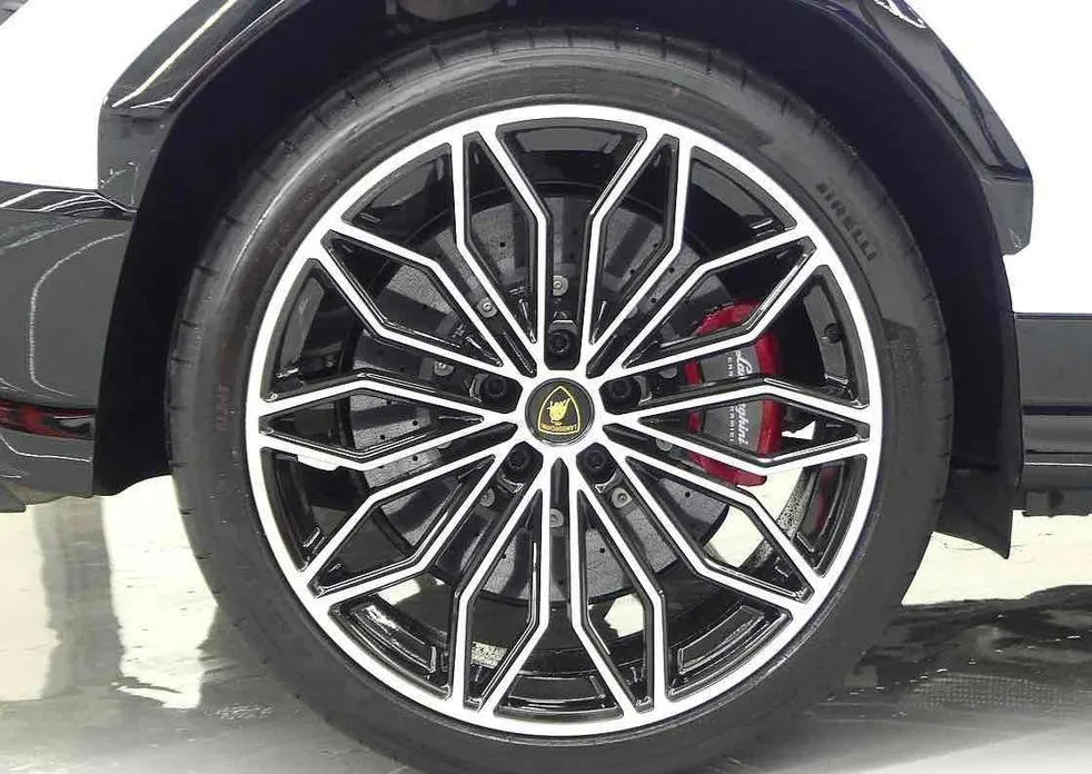 Lamborghini Urus 2025 из KR, фото 10