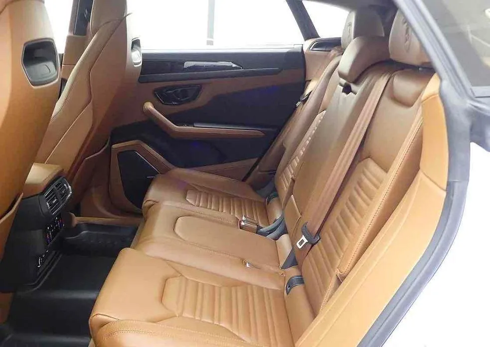 Lamborghini Urus 2025 из KR, фото 5