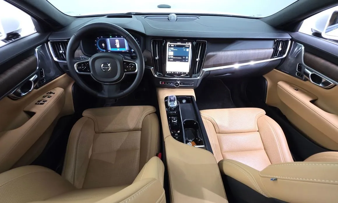 Volvo S90 2024 из KR, фото 7